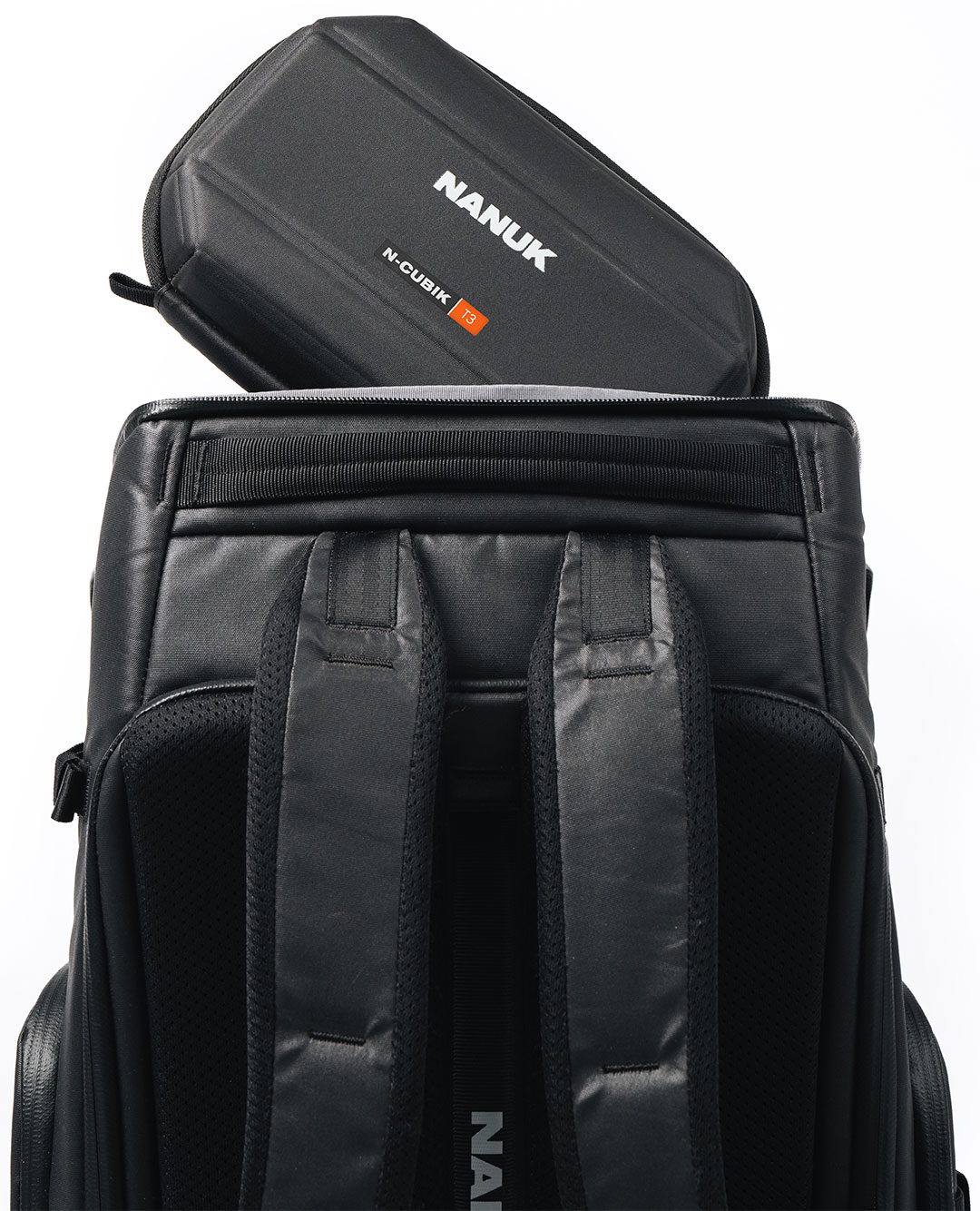 nanuk cubik t3 tech pouch with backpack